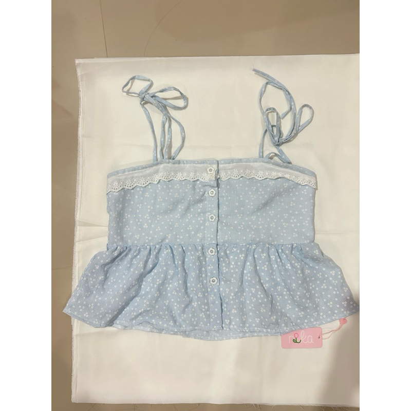 เสื้อสายเดี่ยวrika มือ1