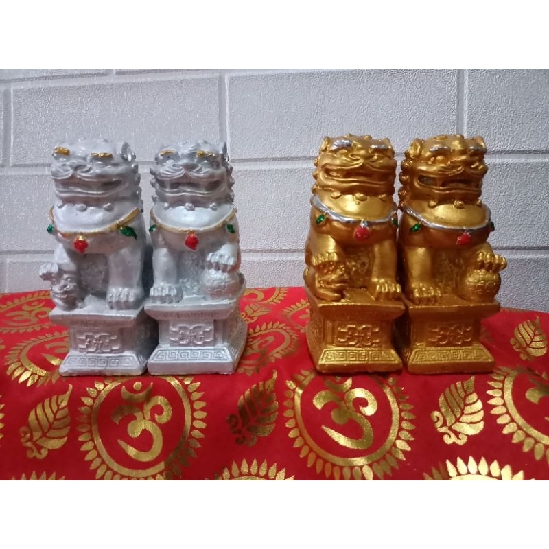 รูปปั้นสิงห์คู่มงคล สิงห์เฝ้าทรัพย์ปกป้องคุ้มครอง สีทองสีเงินขาว สูง12cm