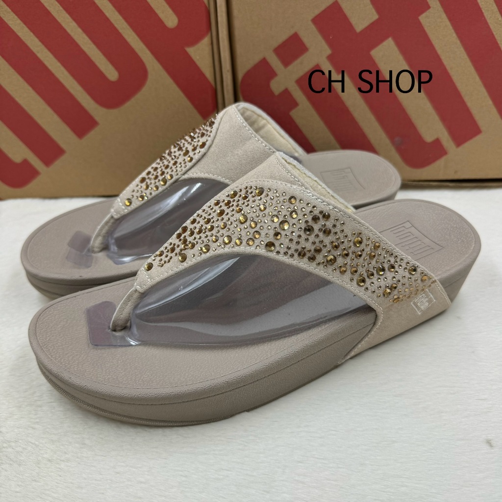 รองเท้า fitflop หูคีบสำหรับผู้หญิง รุ่นใบไม้แพรช น้ำหนักนิ่มใส่สบาย ใส่ทน ราคาไม่แพงจับต้องได้ค่ะ