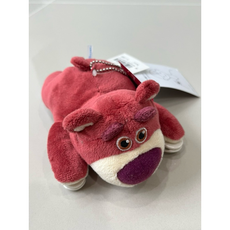 DISNEYLAND Keychain Lotso เกาะไหล่
