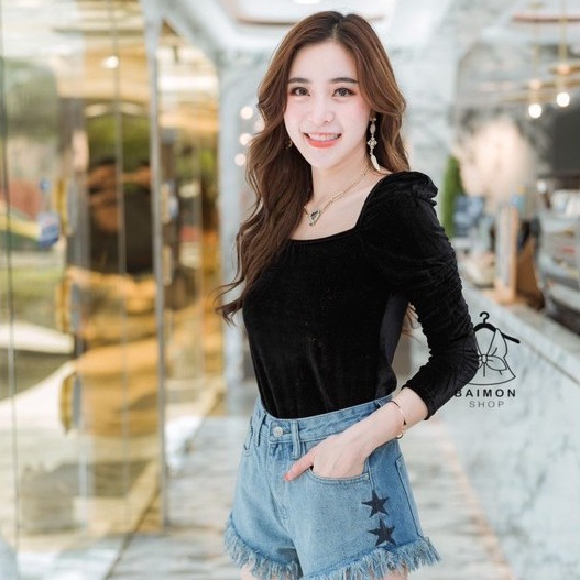 BA002 TARA เสื้อคอเหลี่ยม ปาดไหล่ แขนยาว แขนตุ๊กตาไหล่พองๆ เนื้อผ้ากำมะหยี่ ผ้านิ่ม ใส่เที่ยว ใส่ทำงานได้หมด – โปรปัง