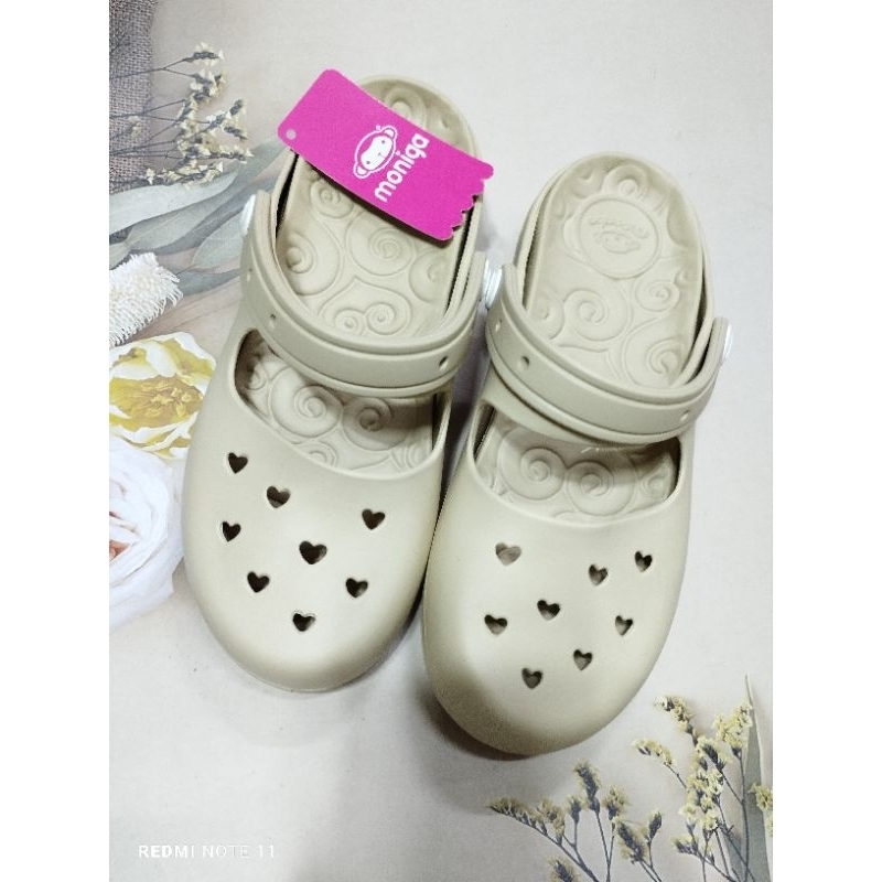 รองเท้าสวม MONOBO รุ่น kimberry ลดสุดๆ