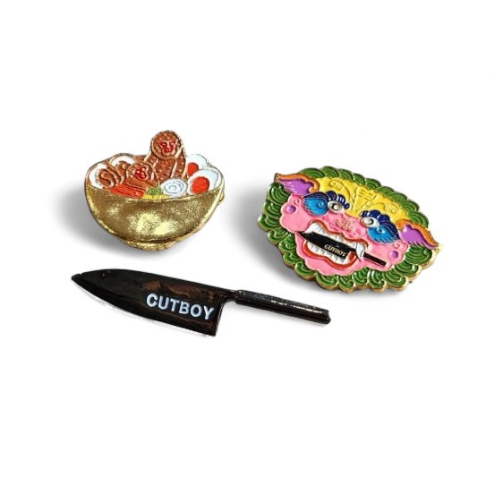 CUTBOY  PIN   (เข็มกลัดคัทบอย)