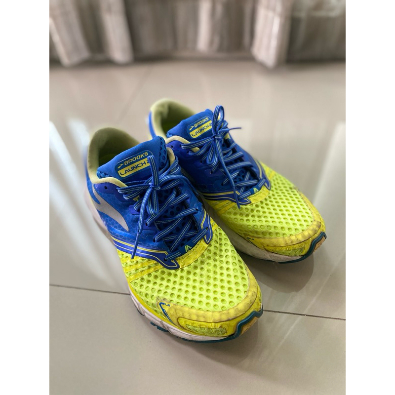 รองเท้า Brooks Launch 2 มือสอง