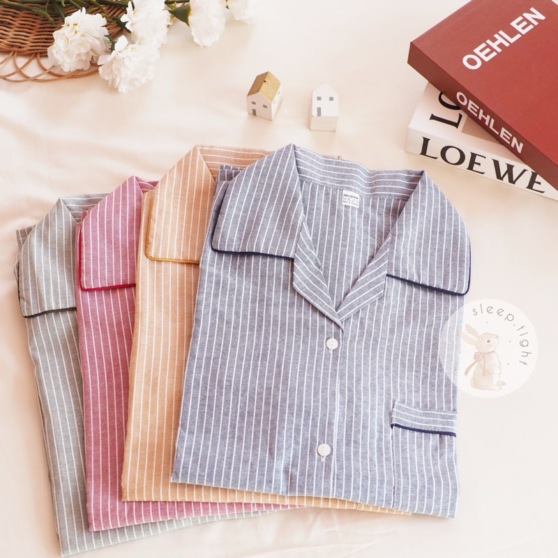 สินค้าใหม่ ชุดนอนสไตล์เกาหลี ผ้าคอตตอน ลายทาง - Sleeptight {{ ซื้อ 2ชุด ลดเหลือ 399 / 3ชุด ลดเหลือ 579 เท่านั้น! }}