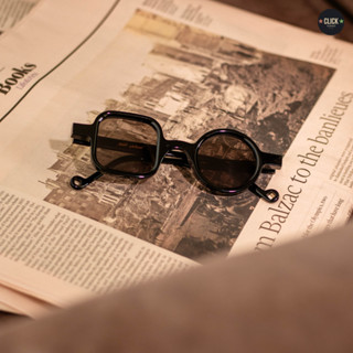 แว่นกันแดด Pin Optical รุ่น Walker Sun Click glasses