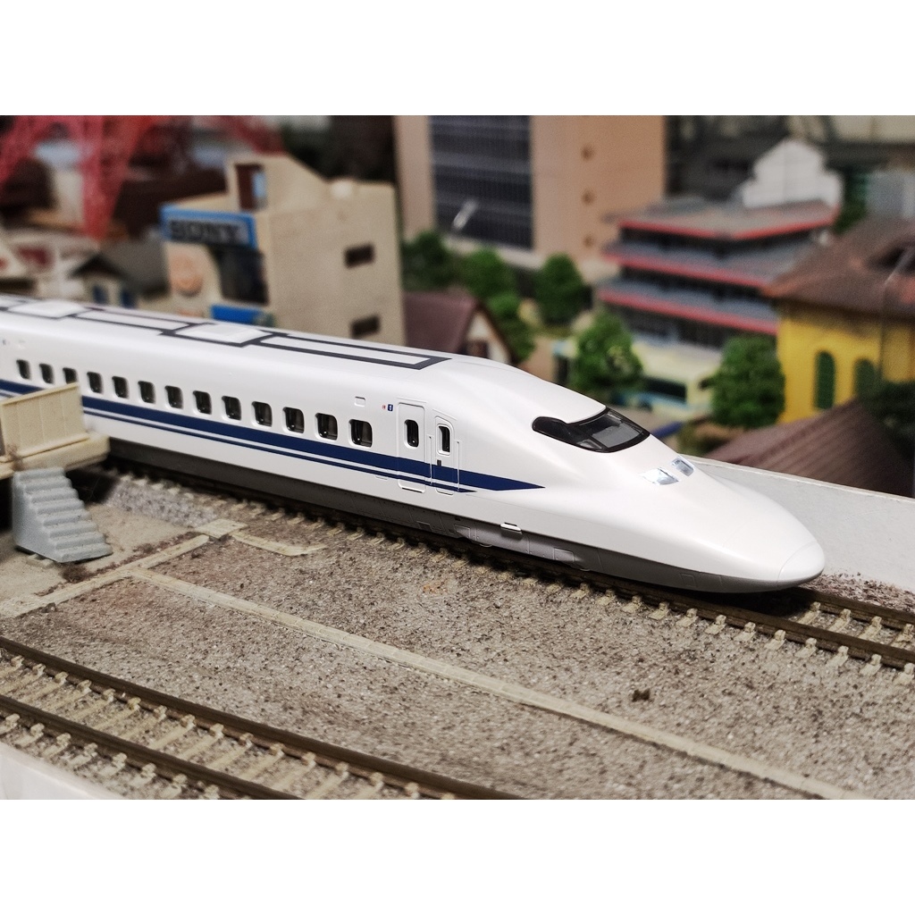 โมเดลรถไฟความร็วสูง โมเดลรถไฟShinkansen *มือสอง* โมเดลรถไฟชินคันเซ็น Kato Serie 700 Nozomi N scale *