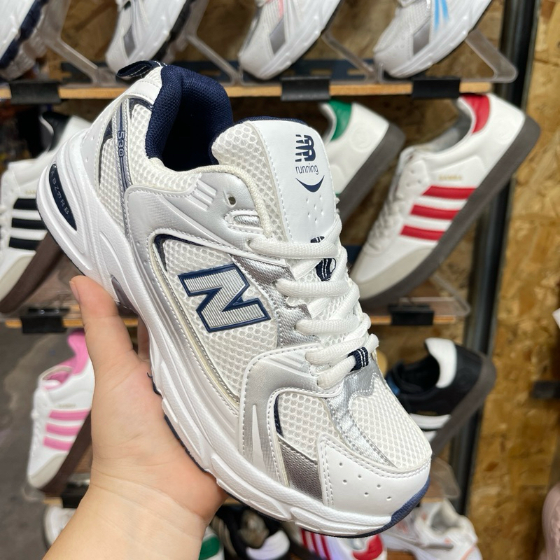 รองเท้าใส่เดินใส่วิ่ง สำหรับผู้หญิงผู้ชาย มีพร้อมส่ง size 36-45