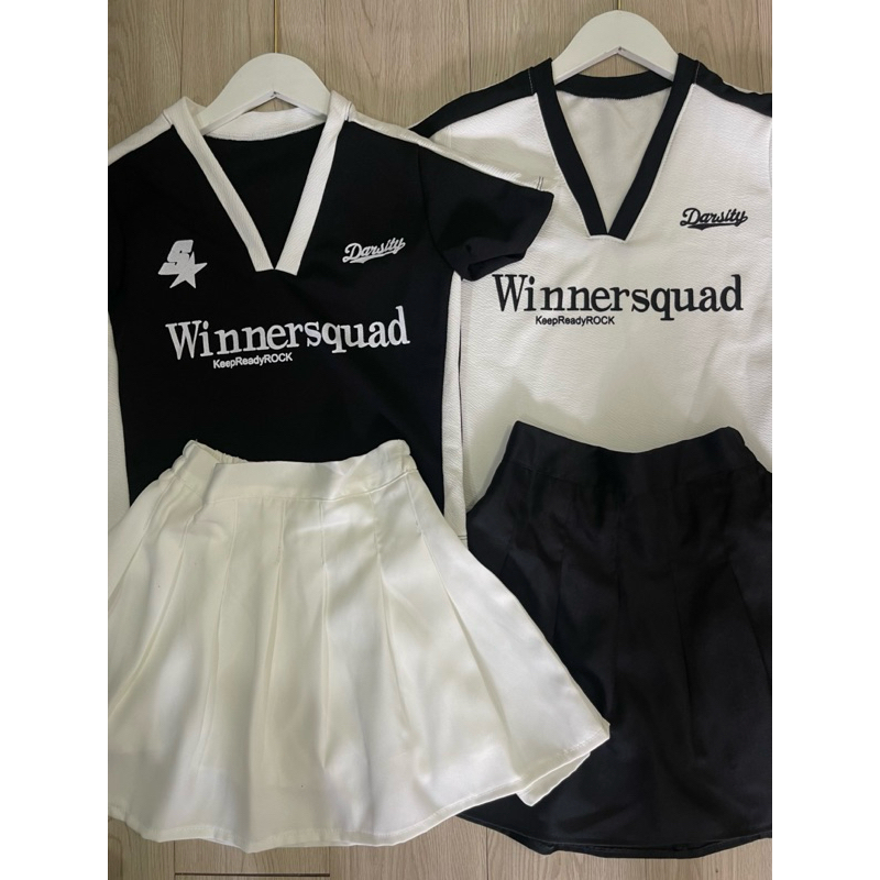 ชุดเซ็ตเสื้อครอปWinner+กระโปรงเอวสม็อคมีซับใน⚽️⚽️⚽️