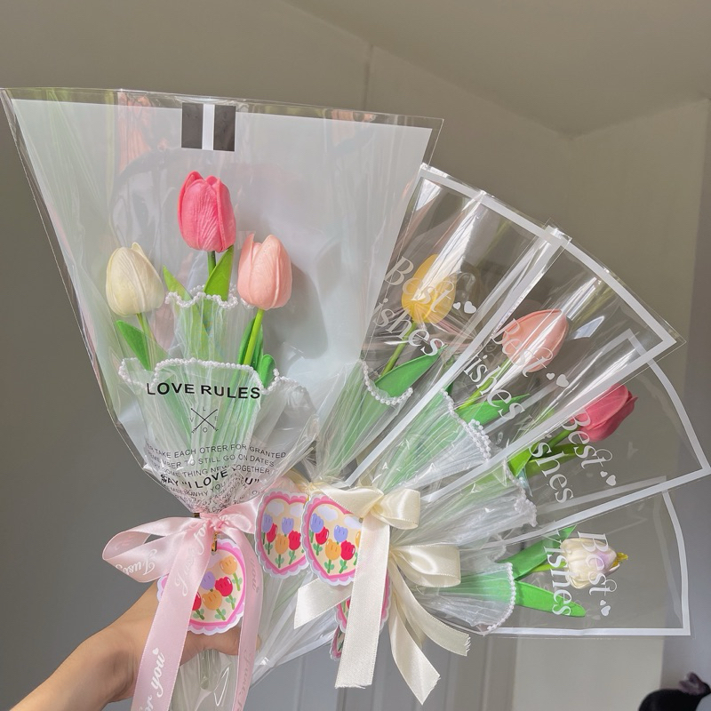 ช่อดอกทิวลิป สุดน่ารัก พร้อมส่ง (เเถมการ์ดฟรี)ของขวัญปัจฉิม รับปริญญา