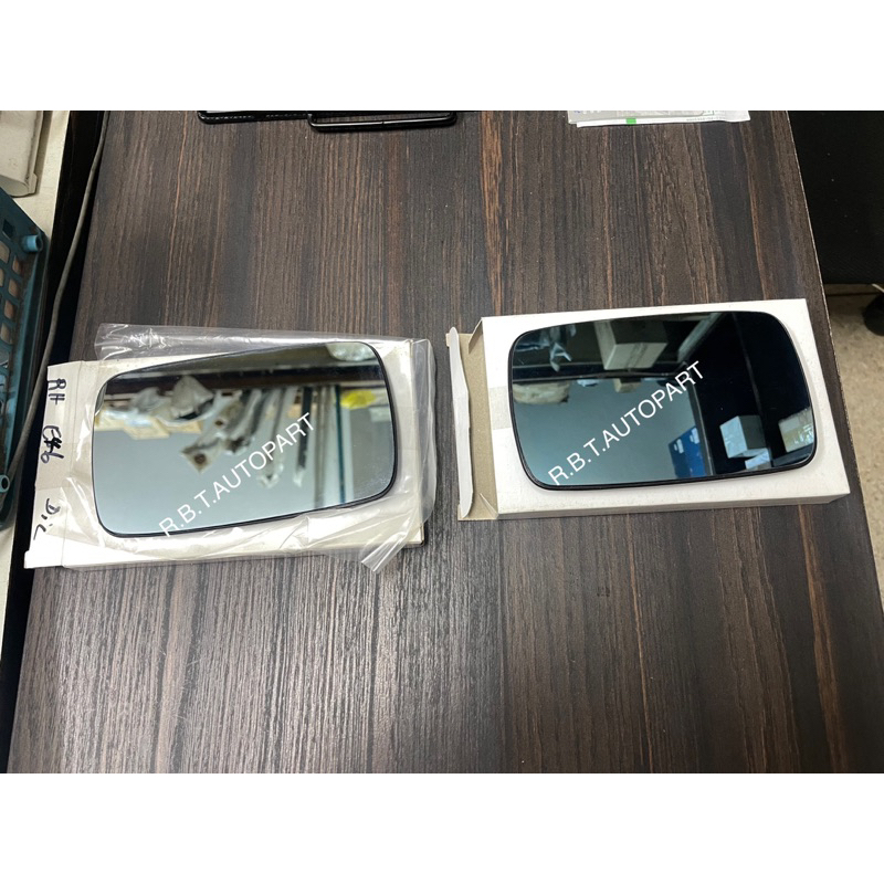 BMW เลนส์กระจกมองข้าง(แสงสีฟ้า) สำหรับBMWรุ่น E46 E90 318i 323i 330i 523i 528i 530i (Made in TAIWAN)