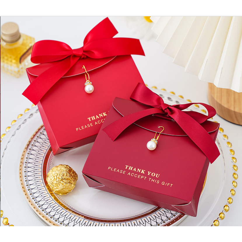 IL กล่องของขวัญ กล่องใส่ของชำร่วย  กล่องกระดาษทรงกระเป๋าฝาปิด พร้อมส่ง ราคา ถูกที่สุด ดีลบีเคเค แกลเลอรีภาพที่ 2