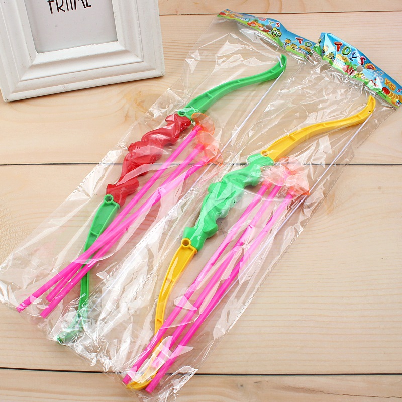 ธนูของเล่น พลาสติก พร้อมลูกดอกยาง แบบสุ่มสี ยิงติดผนังหรือกระจก ของเล่นสำหรับเด็ก
