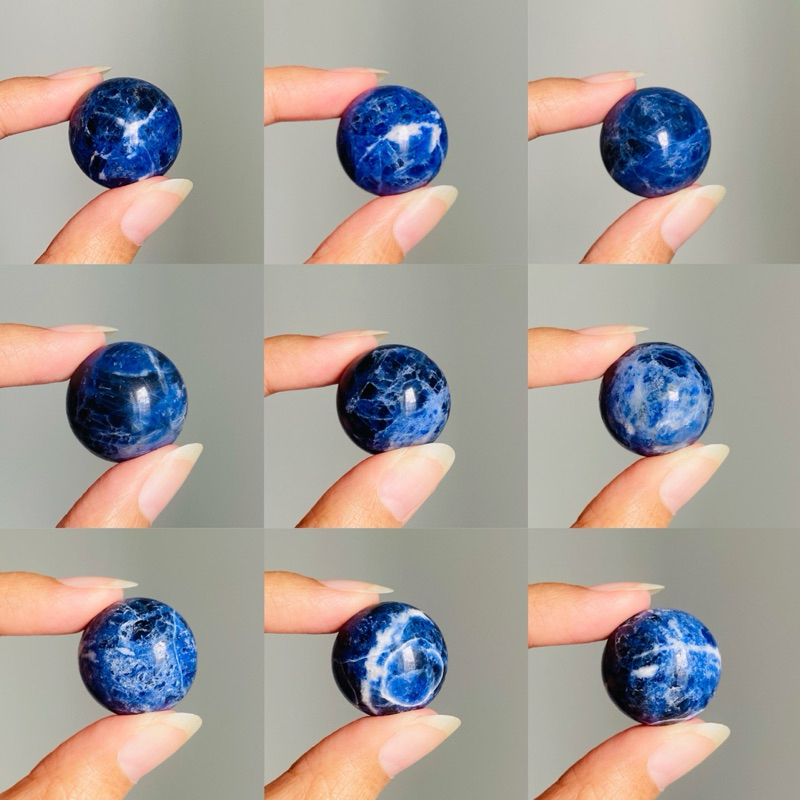 หินแท้ โซดาไลท์ Sodalite sphere