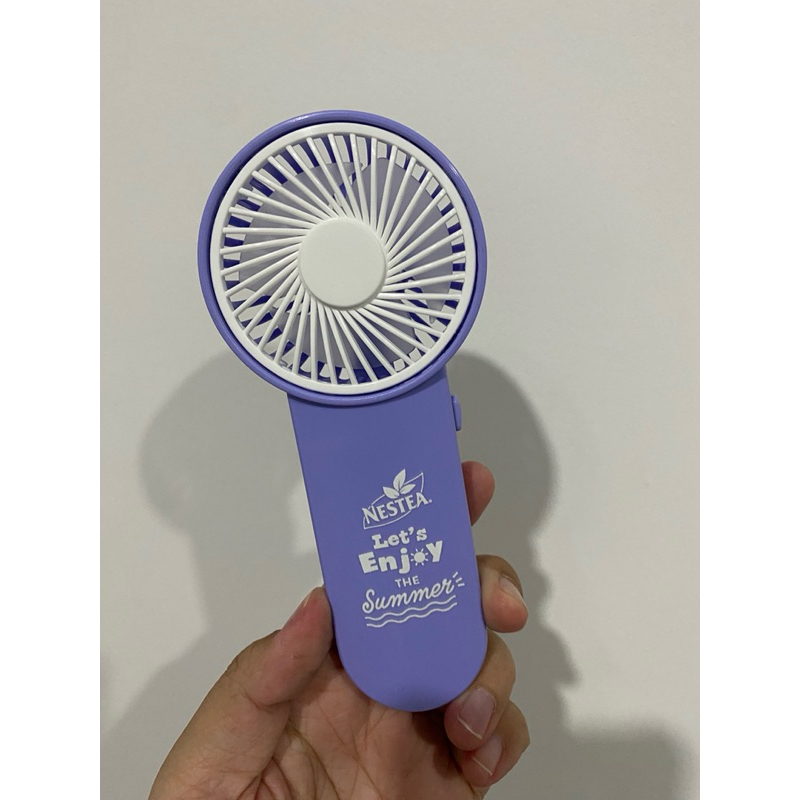 พัดลม พกพา ของพรีเมี่ยม Nestea แบบใส่ถ่าน