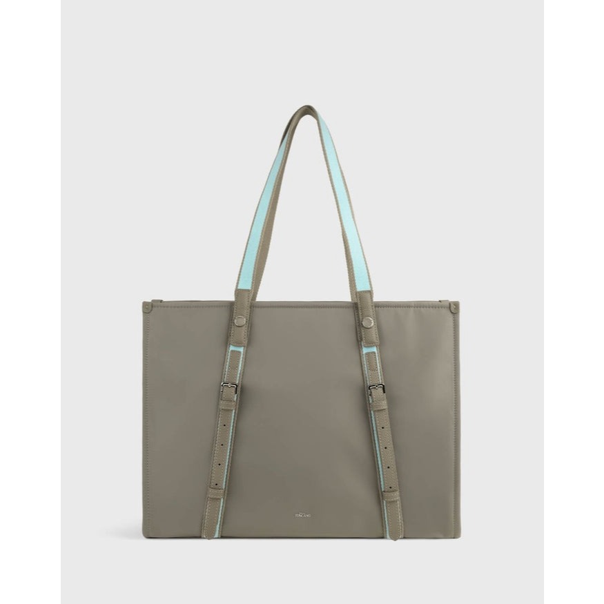 Tocco Toscano Mari Dual Totepack กระเป๋าไนลอน สะพายไหล่ ปรับให้เป็นเป้ได้ มีช่องใส่ของ Unisex
