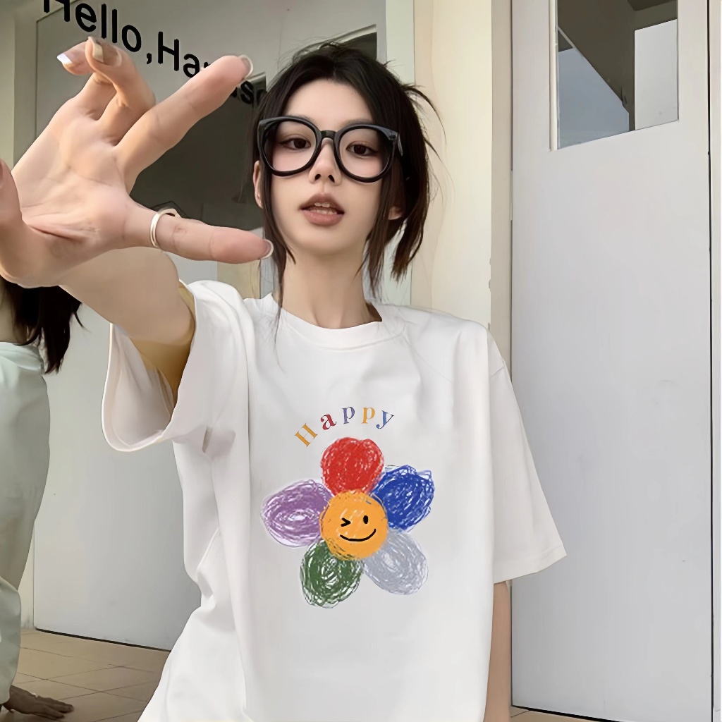 cherryshop พร้อมส่ง เสื้อยืดดอกไม้ผู้หญิง เสื้อแฟชั่น ผ้ายืดอ่อนนุ่มสวย พิมพ์ลายดอกไม้ แขนสั้นน่ารัก หลวมสบายๆ สไตล์เกาห
