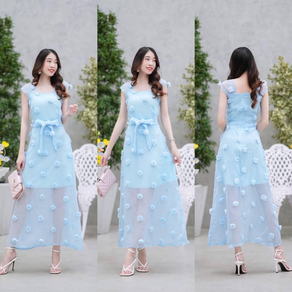 Maxi dress ผ้าซีทรู แต่งปอมๆ สวยหรูดูแพงมากๆ จะใส่เที่ยวใส่ออกงาน จบได้ในชุดเดียวเลยจ้า สี ขาว แดง  