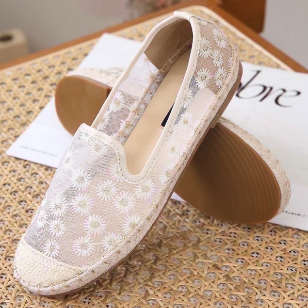 H1688-98 รองเท้าคัทชูพื้นนิ่ม ผ้าปัก ส้นกันลื่น