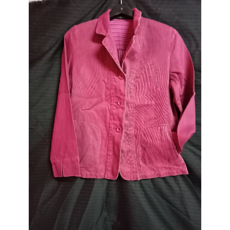 ff934 เสื้อสูทมือสอง รอบอก 39 บ่า 14.5 ยาว 24