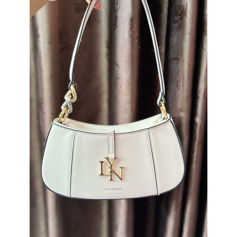 Lyn.Brighton Shoulder(Bag )มือ2