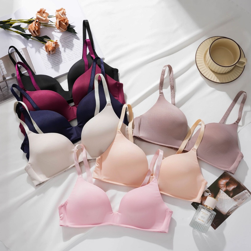 B800 เสื้อชั้นในดันทรง บราไร้โครงสำหรับสตรี มีฟองน้ำในตัว ชั้นในดันทรง มี6สี