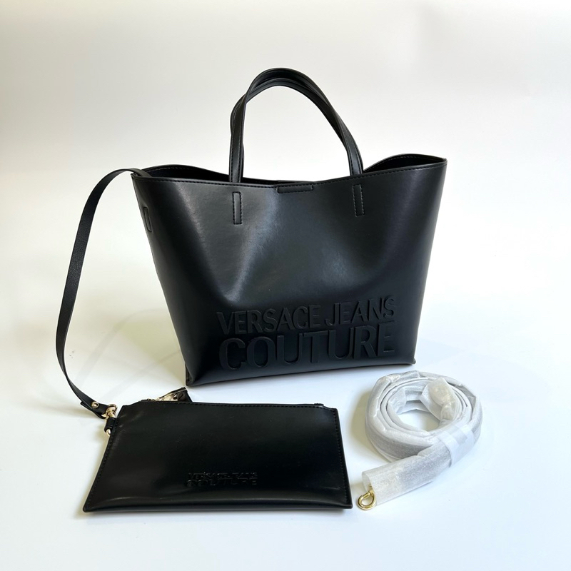 Versace Jeans Couture Tote In Blackกระเป๋าผู้หญิง