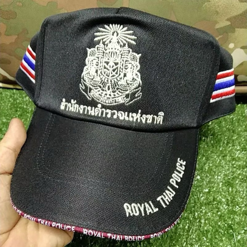 หมวกแก๊ปตำรวจแบบปักดิ้น