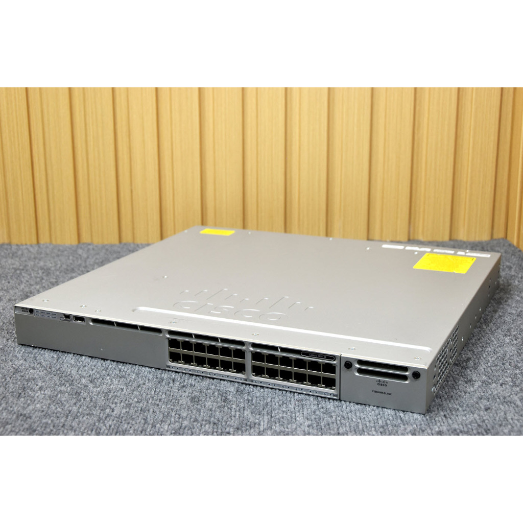 Cisco 3850 Series 24 Port Data Switch, IP Base, WS-C3850-24T-S, Refurbished, Original