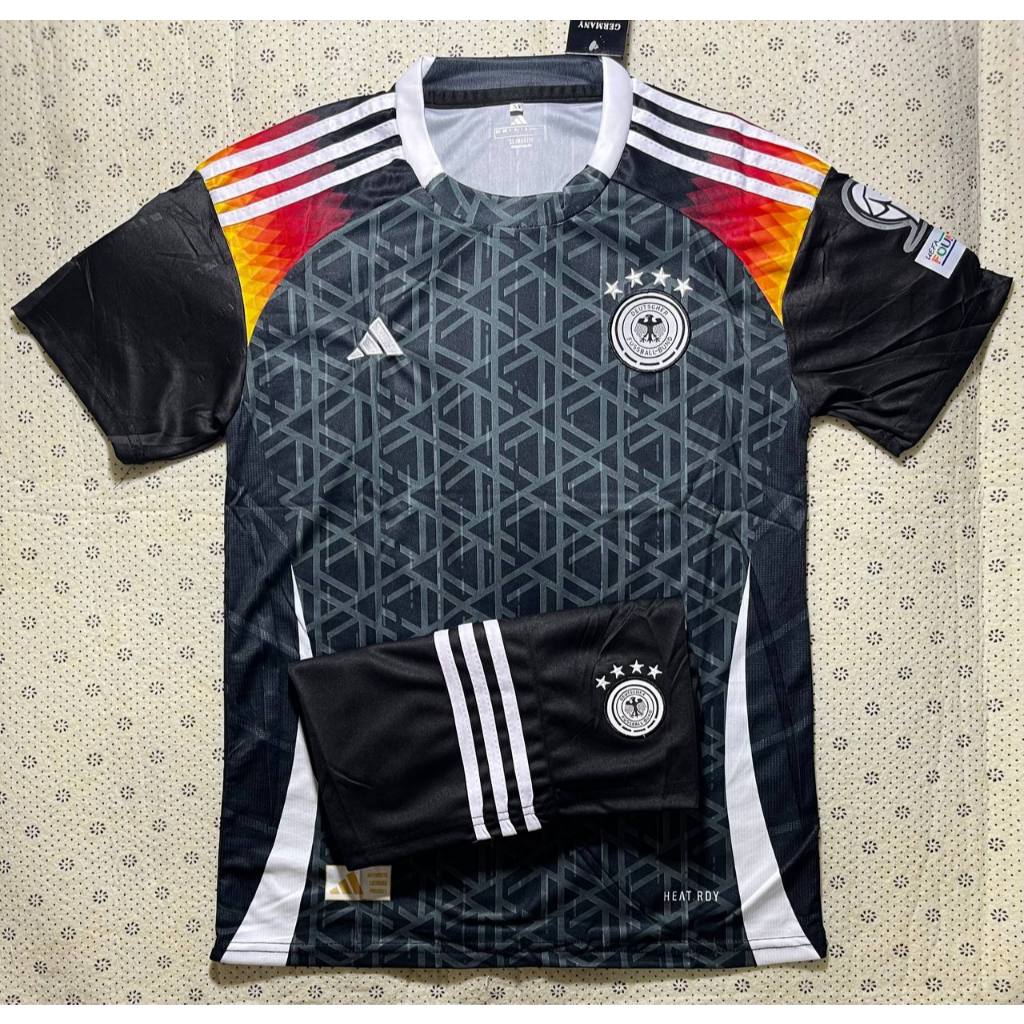เสื้อฟุตบอล ทีม ชาติอาเจนตินา เสื้อพร้อมกางเกงชุดกีฬาใหม่ล่าสุด 2024 กับ 2025 เนื้อผ้าดีใส่สบาย