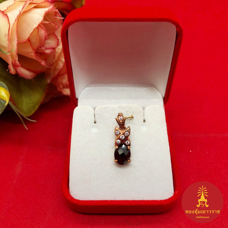 จี้ทองเหลืองฝังเพชรพลอยนิล(ดำ) ขนาด 0.8x1.5cm งานดิบไม่ได้ชุบ ใส่ได้กับสร้อยทุกแบบ สีพิ้งโกลล์ เสริม