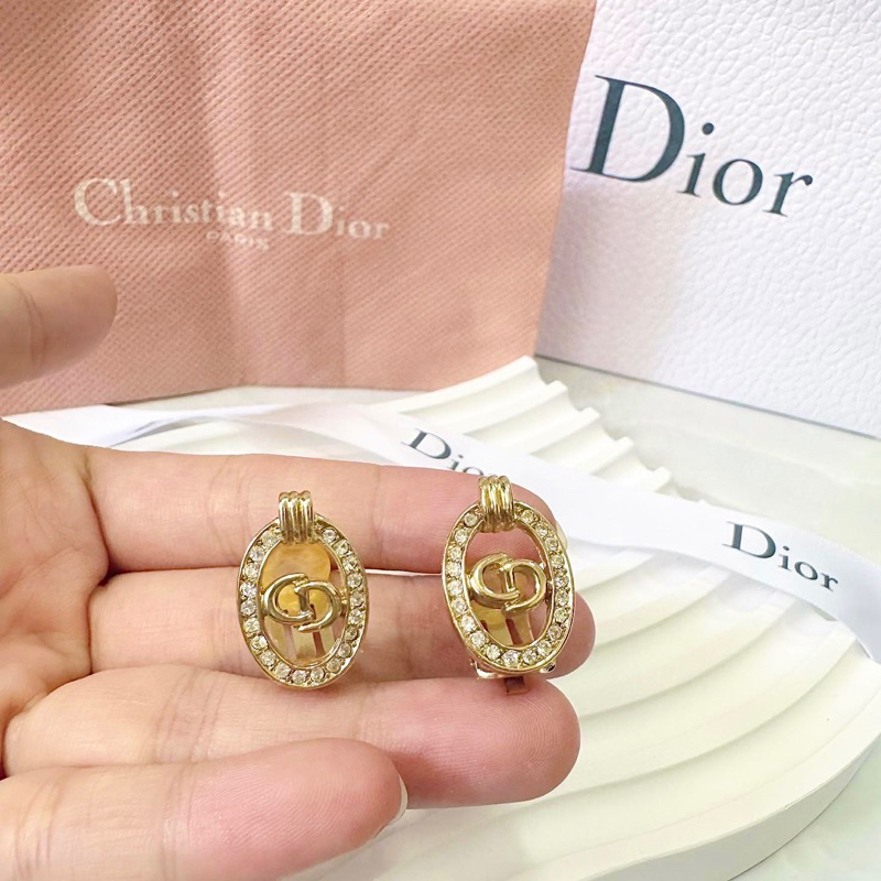 ต่างหู Christian Dior ของแท้