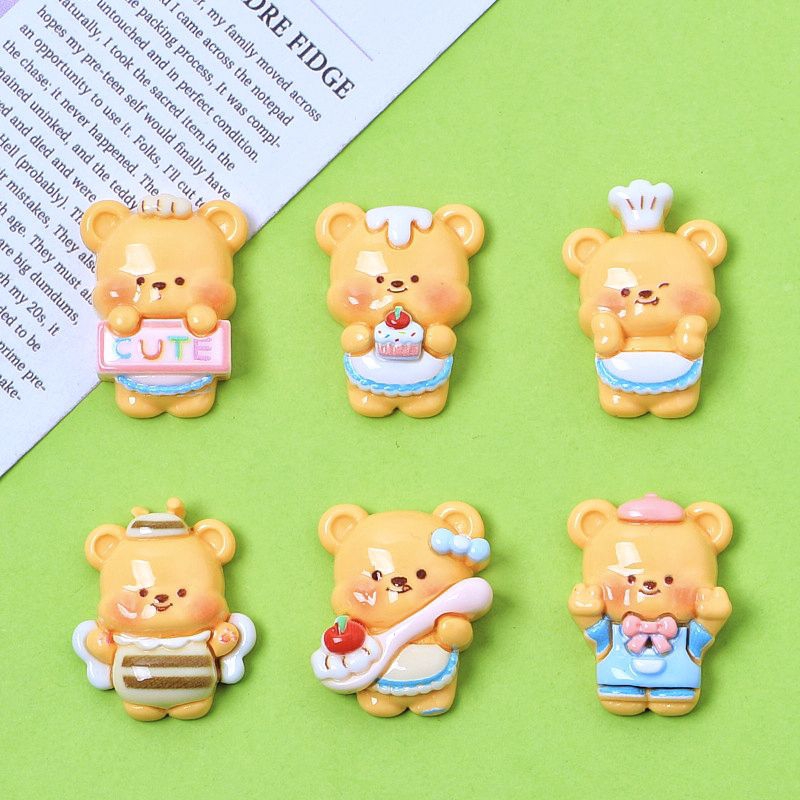 เรซิ่นdiy หมีเนยทำขนม จำนวน 6 ชิ้น (สามารถเลือกเป็นเรซิ่นหรือจิบบิทได้ค่ะ)