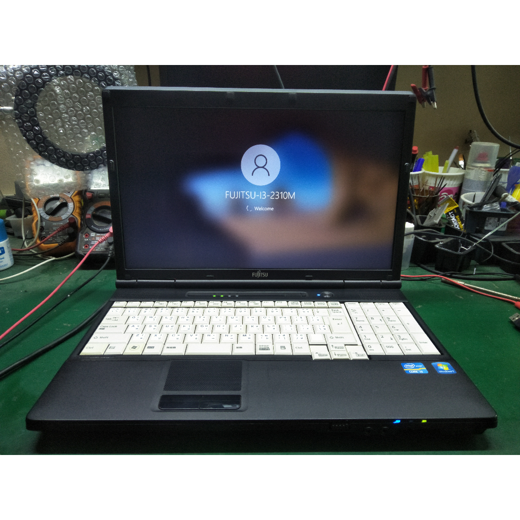 โน็ตบุ๊ค Fujitsu Lifebook A561/C / CORE I3-2310M / DDR3 4 GB / HDD 250 GB / ลงคาราโอเกะ+โซน่าให้ฟรี 