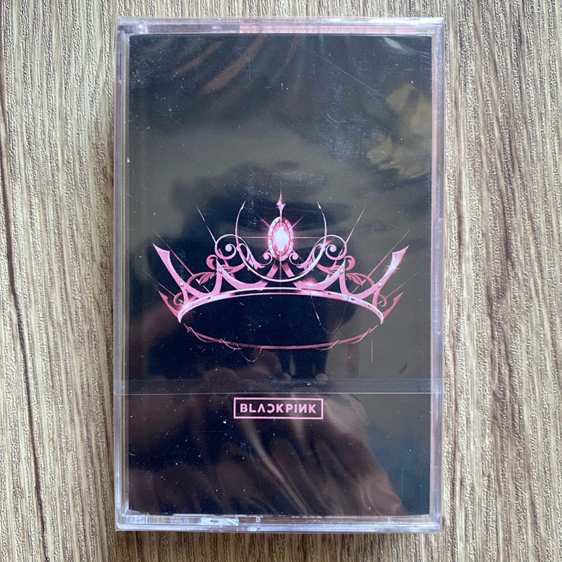 1 Cassette Tape เทปเพลง BLACKPINK - The Album (ตำหนิกล่องแตก) (1495)