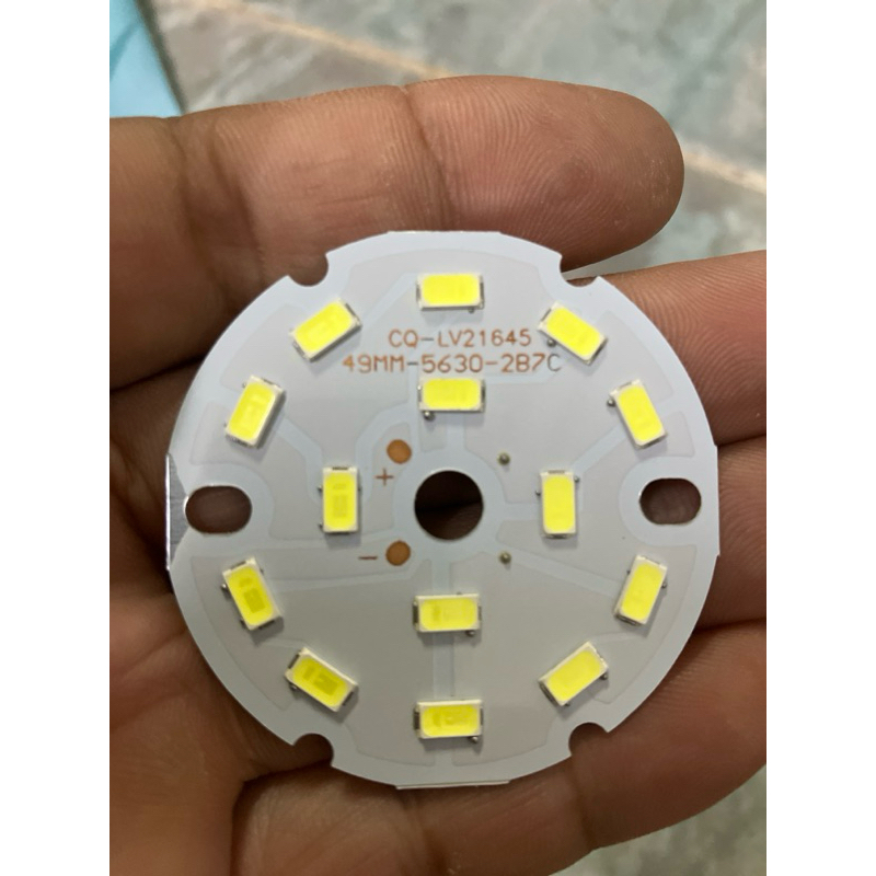 หลอด LED 21V เอาไว้diyทำไฟฉุกเฉินครับ 14led