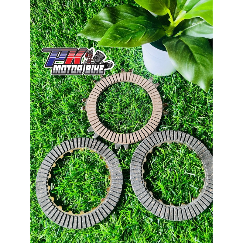 แผ่นคลัทซ์ ใช้รถรุ่น C50,C65,C70,C700,C900,CUSTOM (1 ชุด) เกรด A