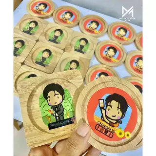 ที่รองแก้ว เลเซอร์ตามแบบลูกค้า โลโก้ ข้อความ (ไม้ยางพารา) เคลือบแล้ว ผลิตสินค้า2วัน **จานรองแก้ว**