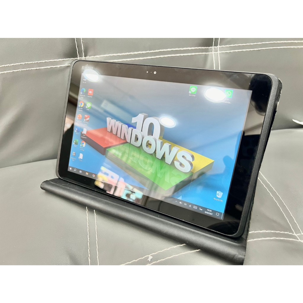 แท็บเล็ต Fujitsu Arrows Tab Q506 จอทัสกรีน IPS Full HD 10.1 นิ้ว