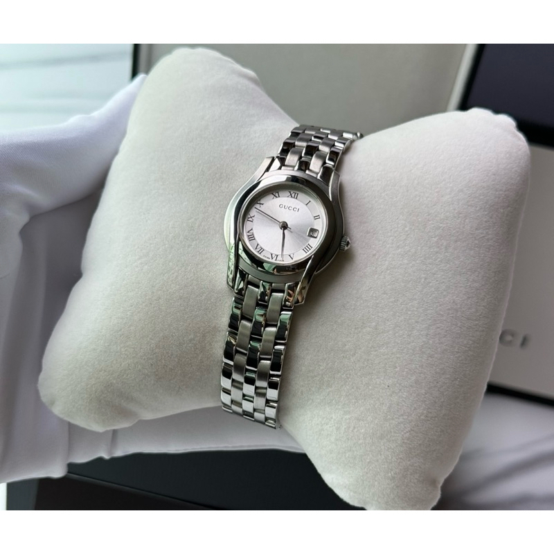 Gucci 5500L Silver Dial Lady Size