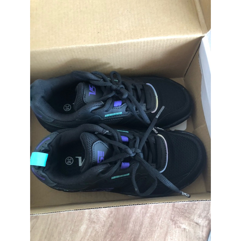 รองเท้าแบดมินตัน Venson รุ่น VS169A เบอร์ 36