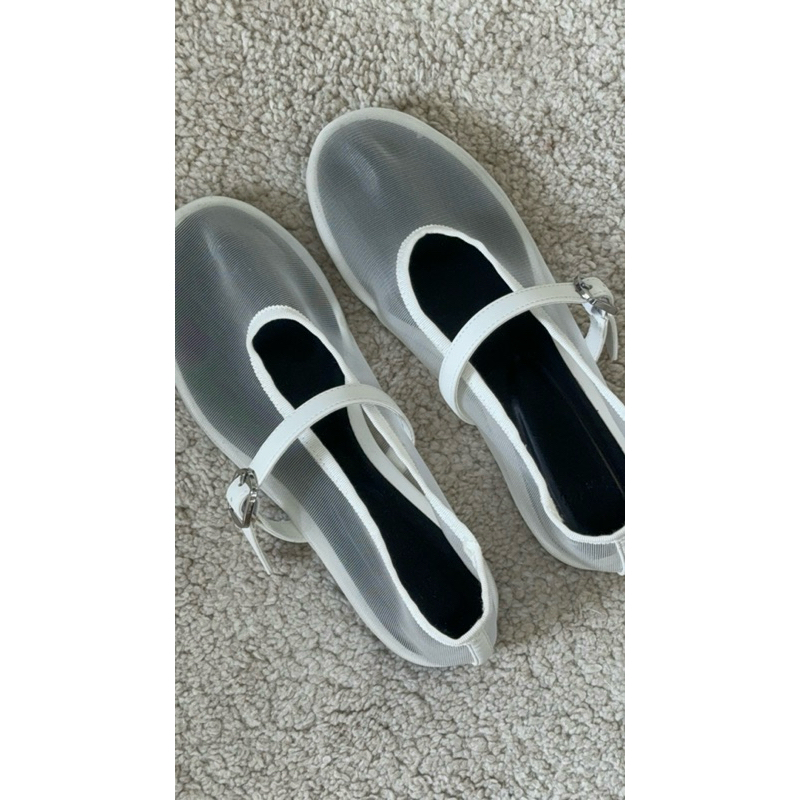 รองเท้าบัลเล่เเฟลท Mango Mesh shoes