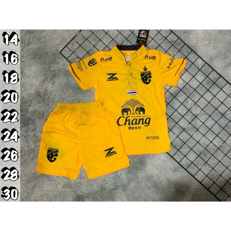D13 ชุดกีฬาเด็ก ชึดบอลเด็ก ไทยคือจีน เสื้อ+กางเกง (ขนาดไซต์ เอาน้ำหนักน้องเป็นหลัก)