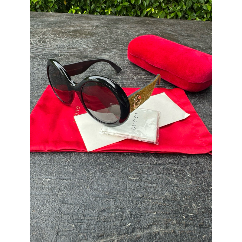 แว่นกันแดด gucci แท้