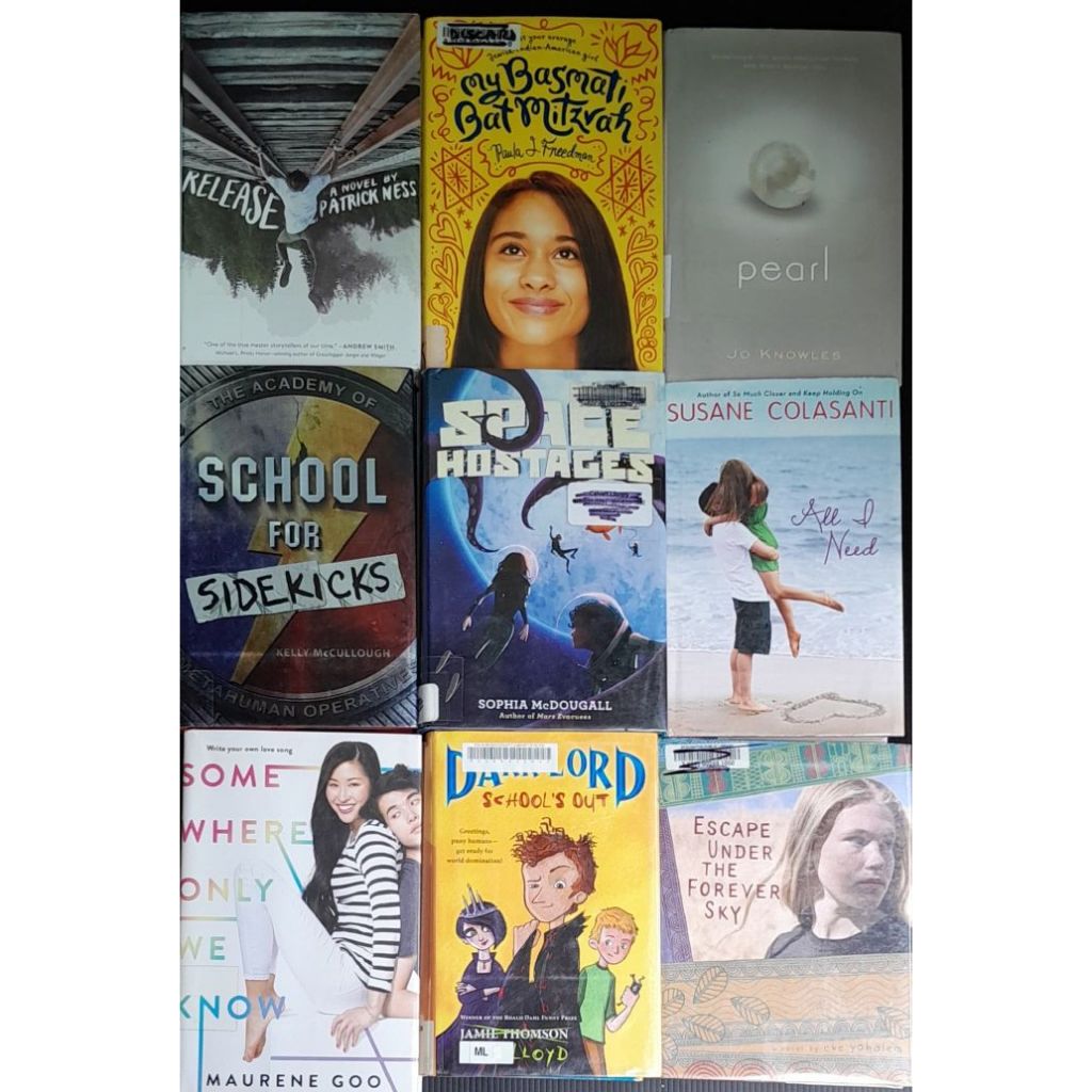 h77 Fiction หนังสือมือสอง ปกแข็ง