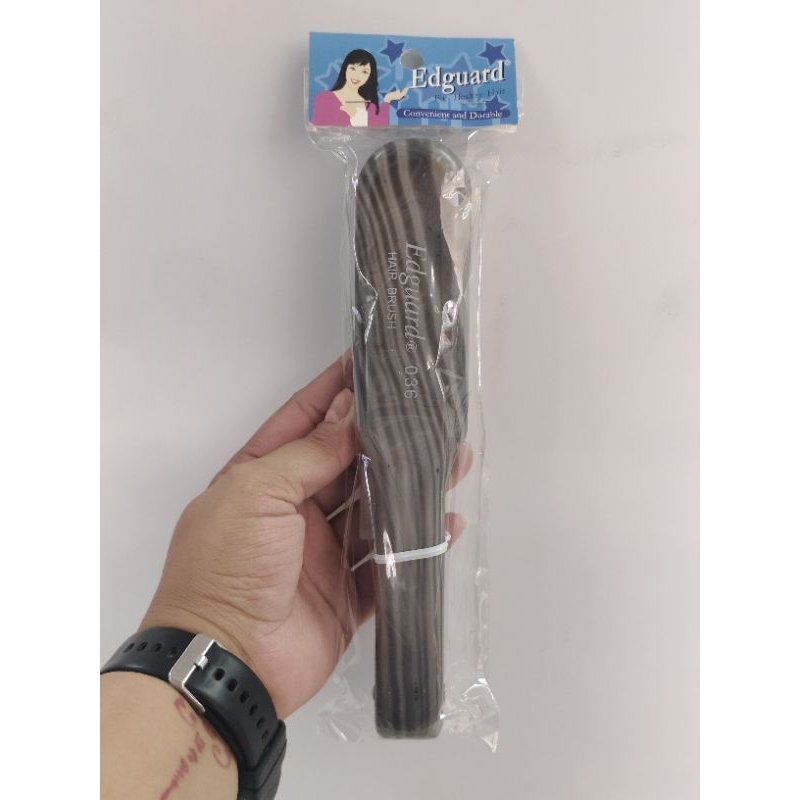 Edguard แปรงหนีบยืดผมลายไม้สีเทา #036