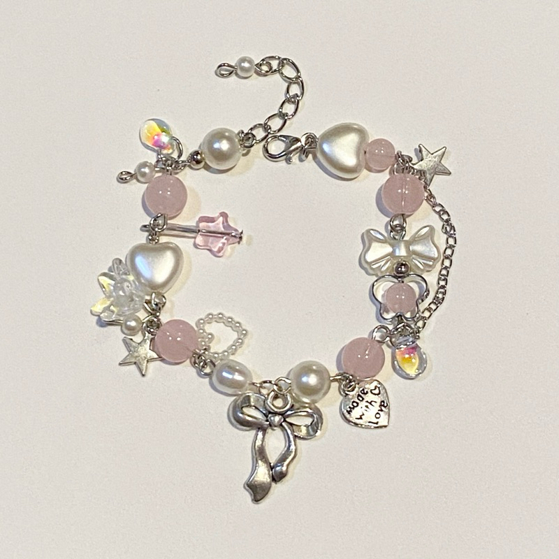 sale❗️ l coquette bracelet🎀 สร้อยข้อมือ