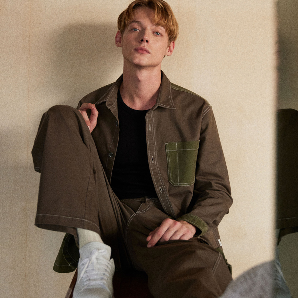 [MOO 11/23] Garment Patchwork Shirt เสื้อเชิ้ตแขนยาว แต่งตัดต่อผ้าสองเฉดสี แต่งกระเป๋าหน้า
