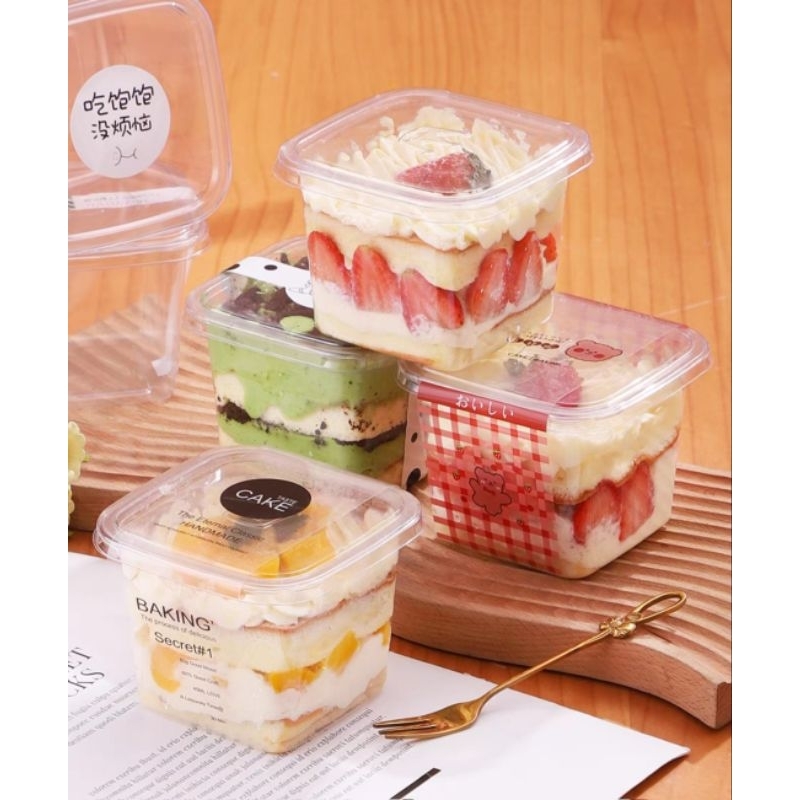 พร้อมส่ง!!ถ้วยพลาสติกใส ถ้วยบานอฟฟี่สี่เหลี่ยมมีฝา!!ฟรีสายคาด(แพค10/25/50 ชุด) - รูปที่ 7