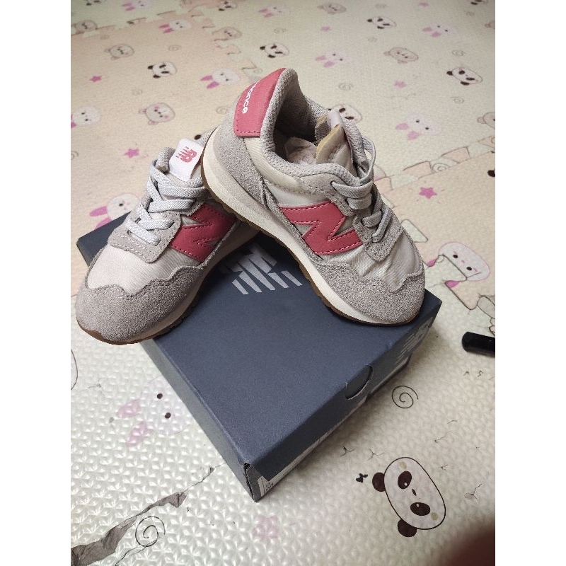 รองเท้าเด็ก New Balance ของแท้ มือสอง